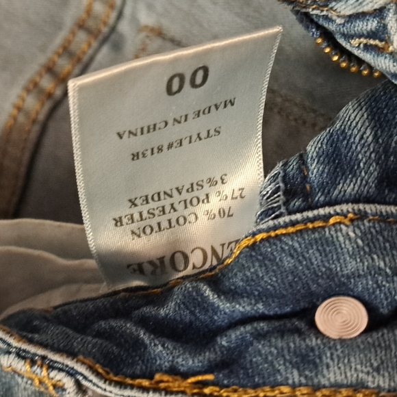 Encore size 00 low to mid rise skinny jeans very stretchy, good condition - Picture 3 of 4